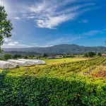 Casas Da Torre Medieval - By Proguest *
