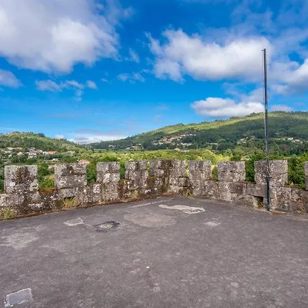 Casas Da Torre Medieval Refoios do Lima