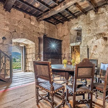 Casas Da Torre Medieval Refoios do Lima