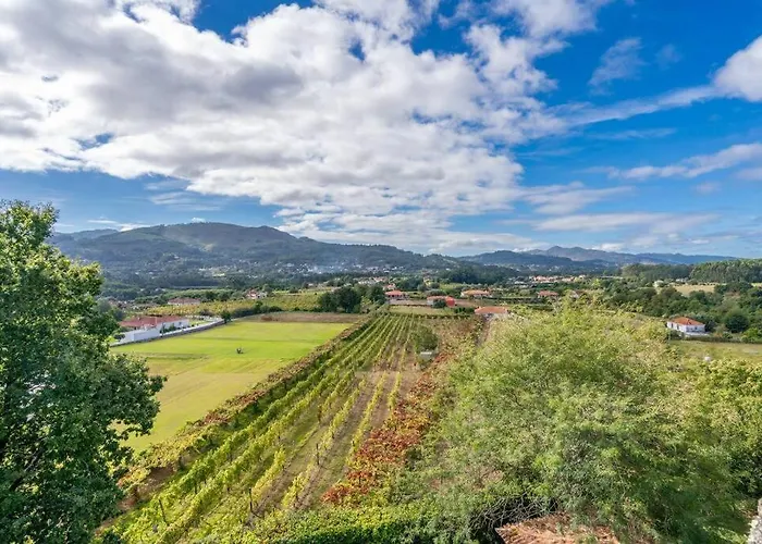 Casas Da Torre Medieval 펜션 *