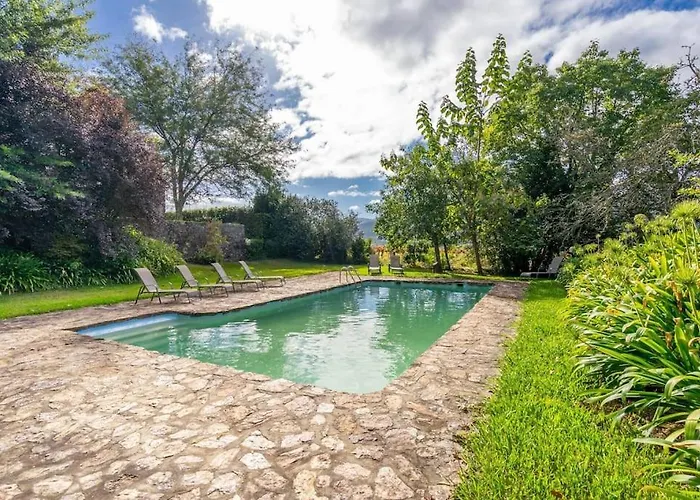 Casas Da Torre Medieval 펜션 *