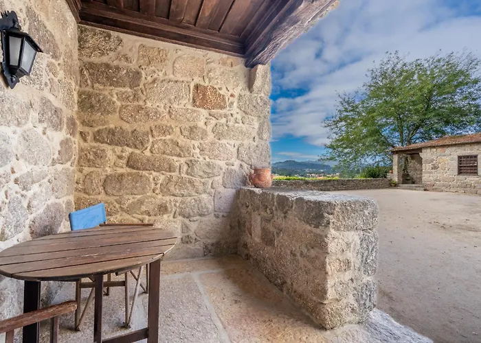 Casas Da Torre Medieval *