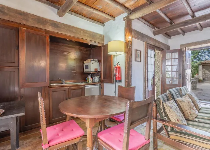 Casas Da Torre Medieval *