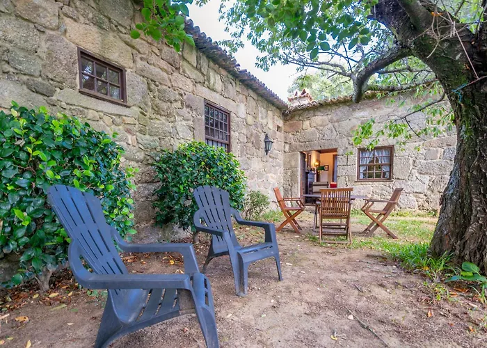 Casas Da Torre Medieval