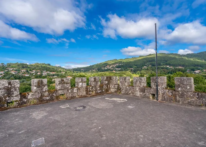 Casas Da Torre Medieval *